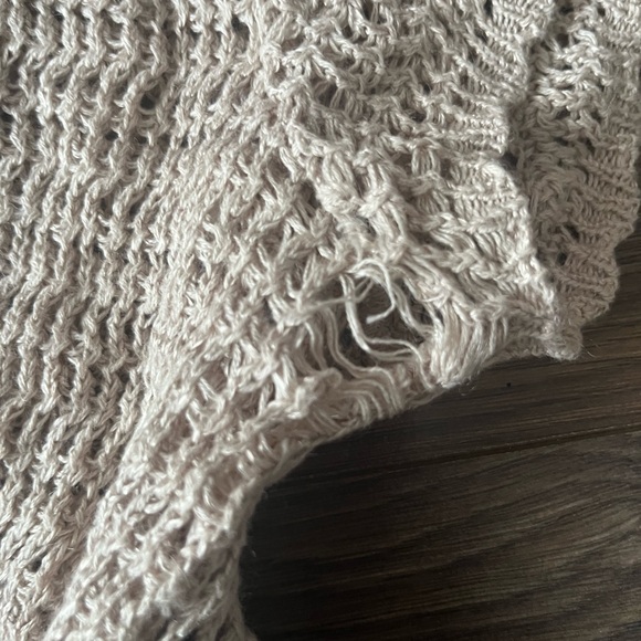 Anonyme sans toi Women's Beige Open-Knit Shrug - Picture 3 of 3